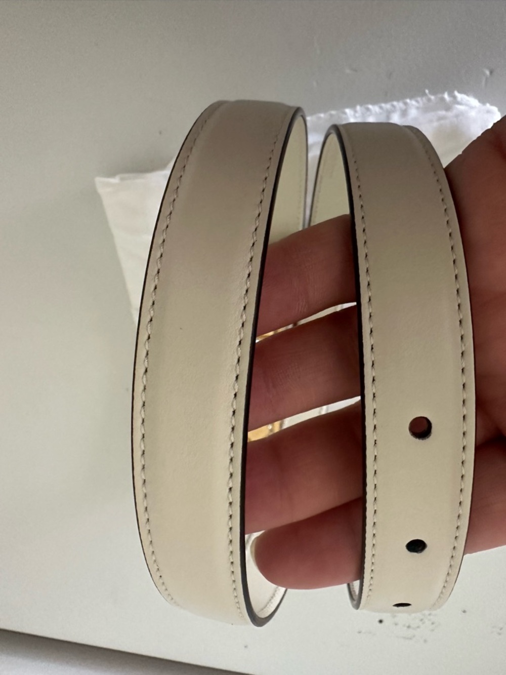 Gucci White Leather Logo Belt with Gold Crystal-Embellished Buckle 80 - Picture 3 of 5